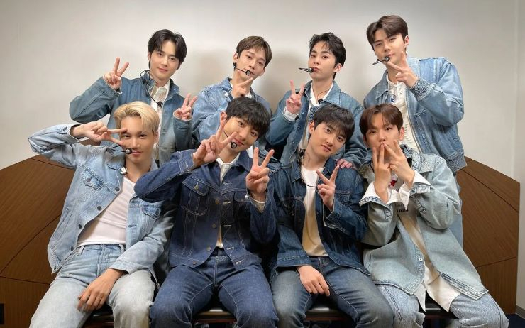 인스타그램 @weareone.exo