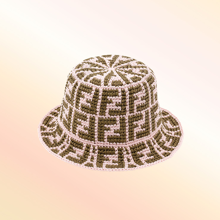 1백30만원대 펜디.