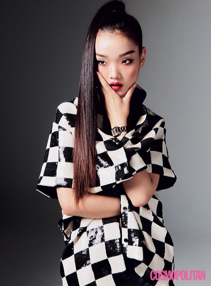 스팽글 톱 가격미정 앤아더스토리즈. 트루 스퀘어 플라즈마 12 다이아 워치 2백83만5천원 라도.