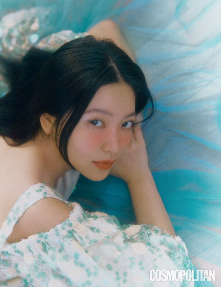 시폰 드레스, 이너스커 모두 가격미정 손정완.