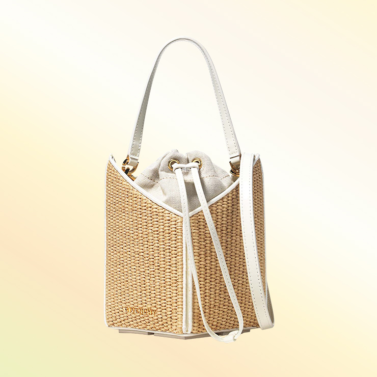 가격미정 지방시.