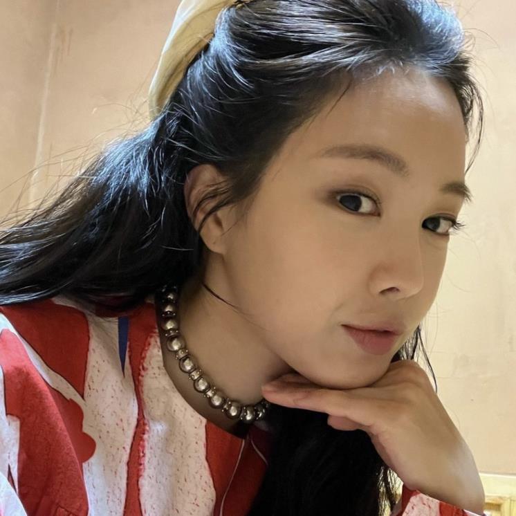 손나은